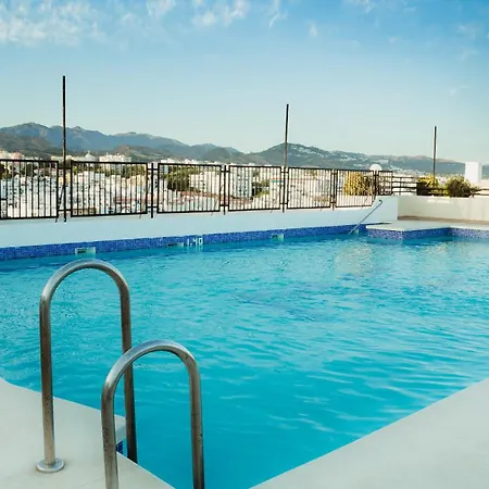 1ª Linea De Playa Marbell Center 公寓 *