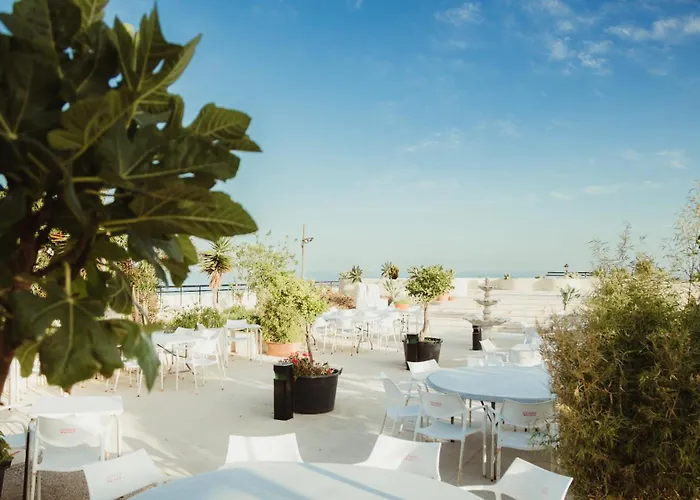 1ª Linea De Playa Marbell Center ماربيا