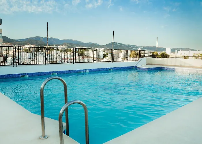 1ª Linea De Playa Marbell Center شقة *